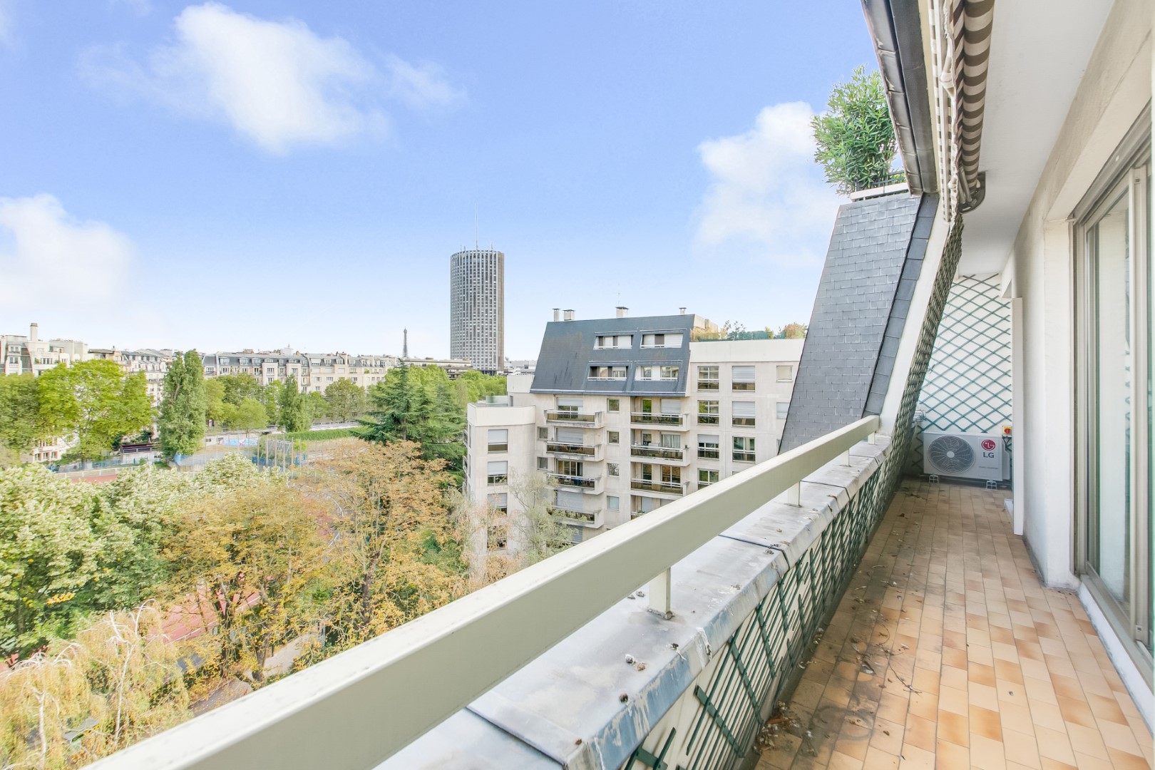 balcon - Appartement PARIS 17e