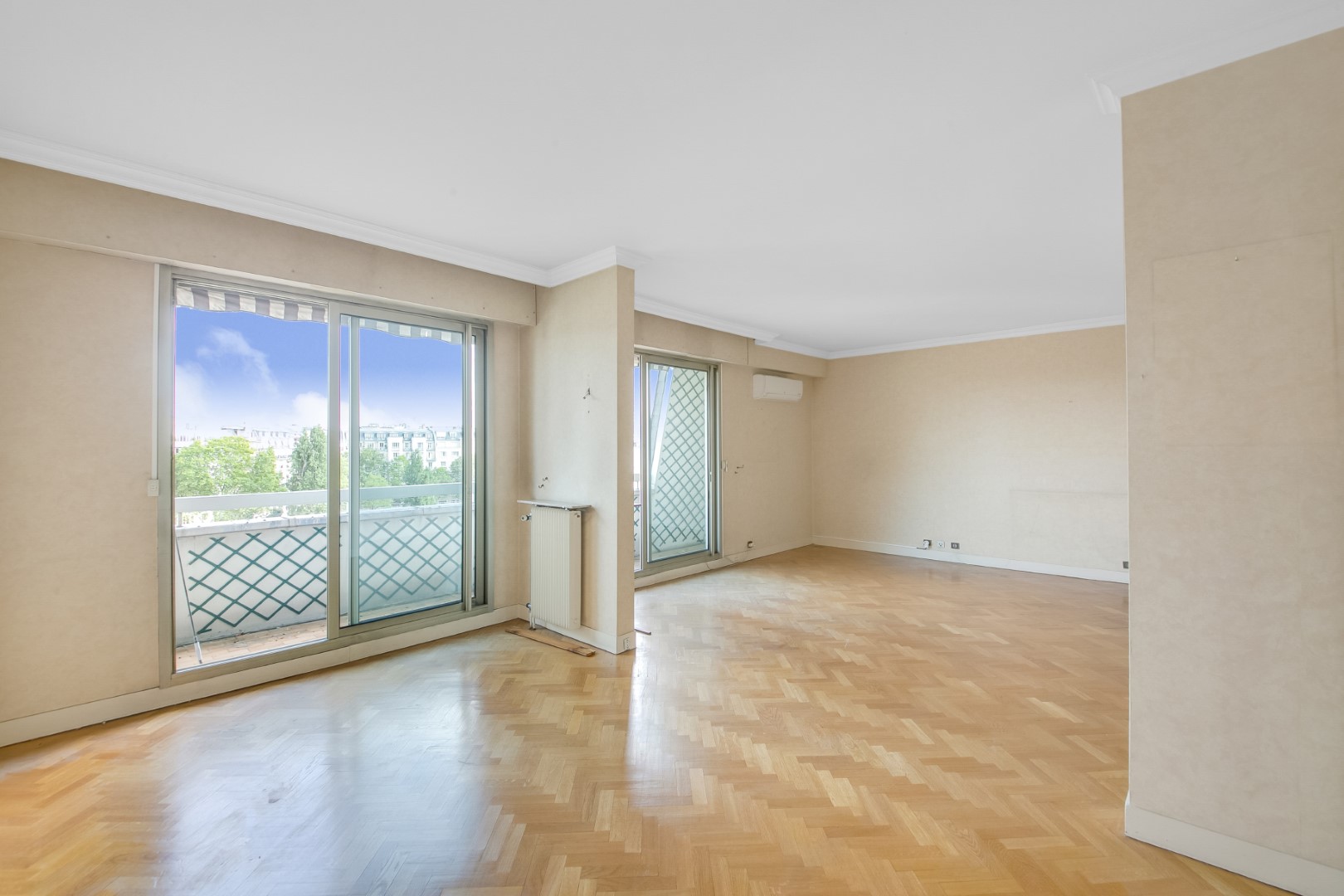 Vue du salon - Appartement PARIS 17e