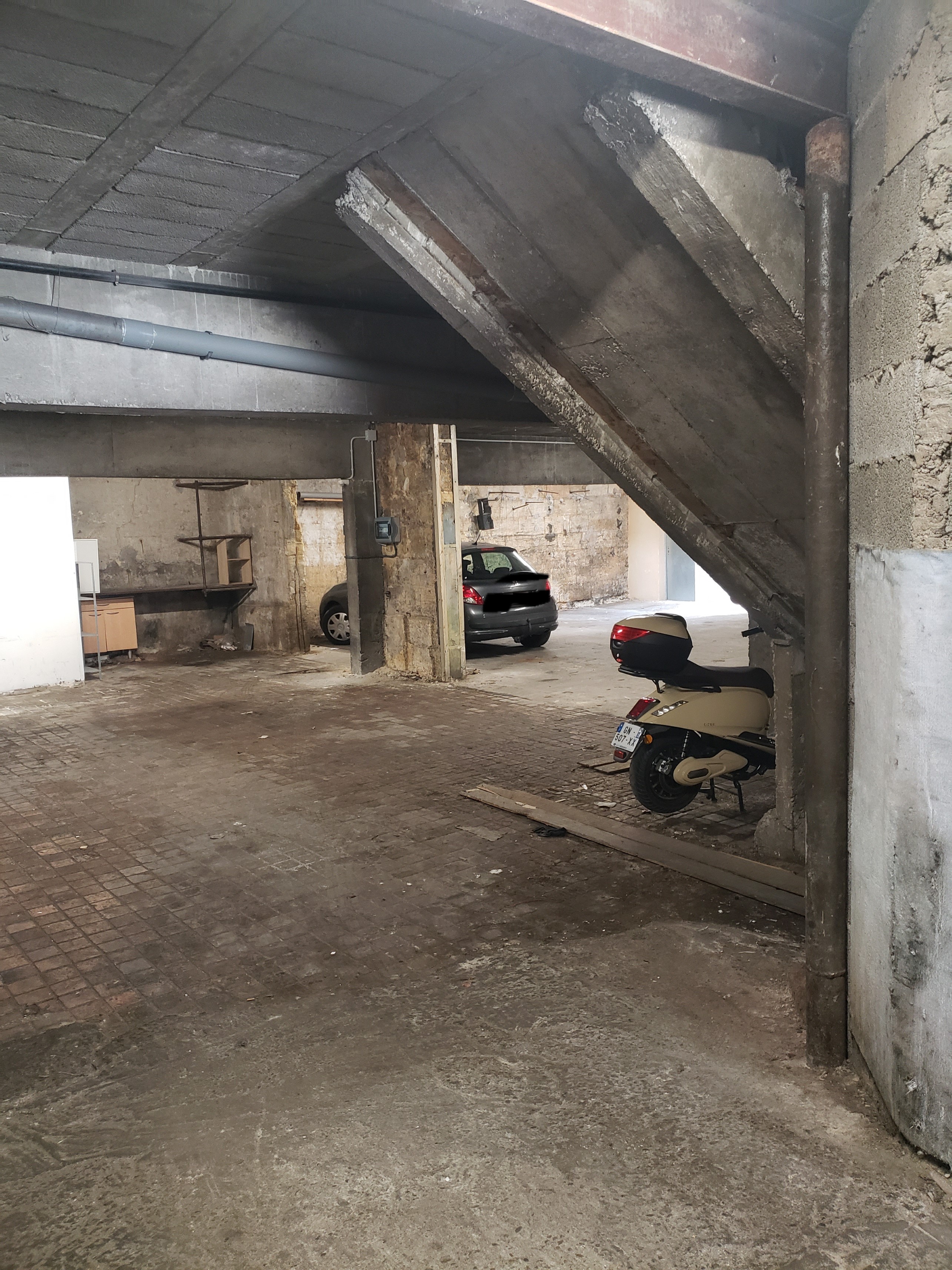 Parking- Stationnement