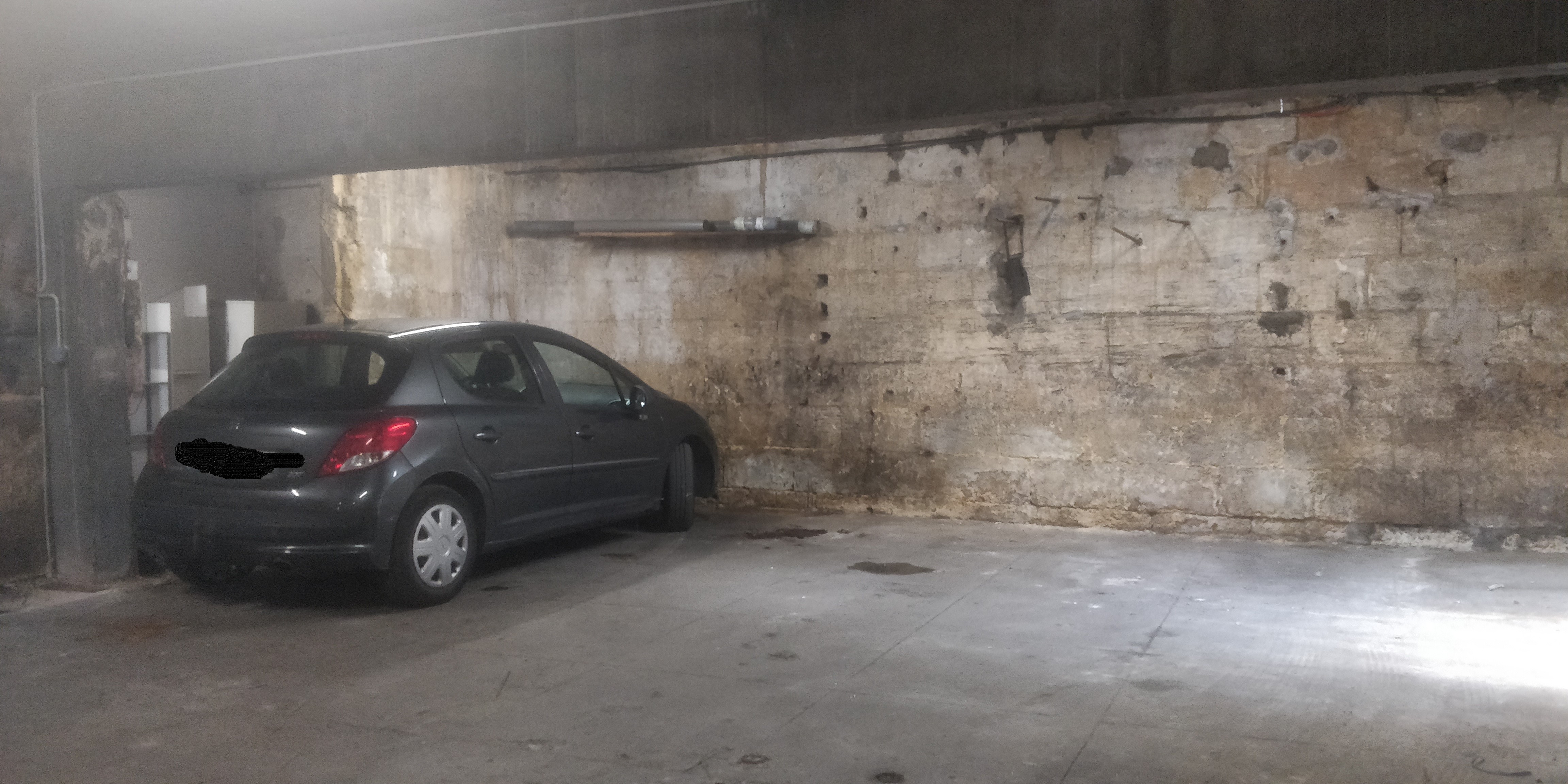 Parking- Stationnement