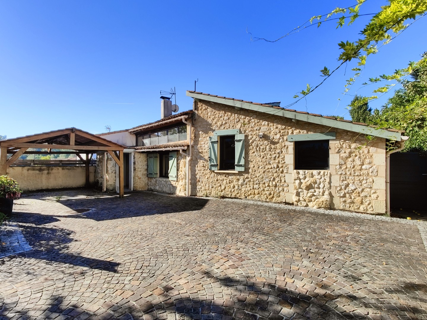 FACADE - Belle maison en pierre 152m2 Villenave d'Ornon
