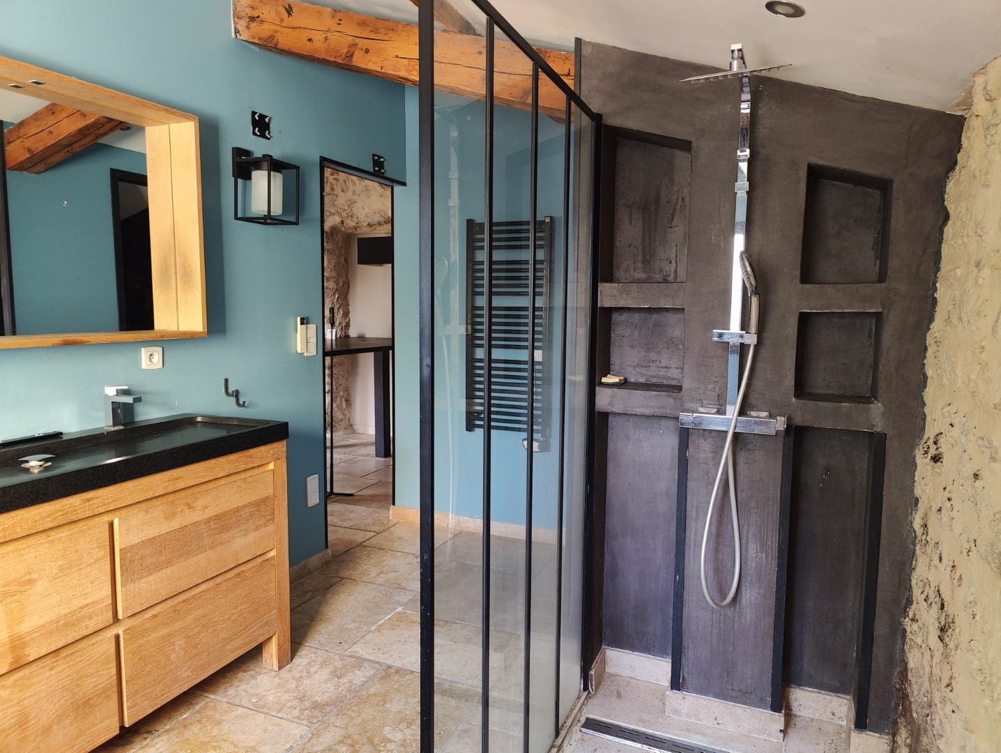 SALLE DE BAIN 2-Belle maison en pierre 152m2 Villenave d'Ornon